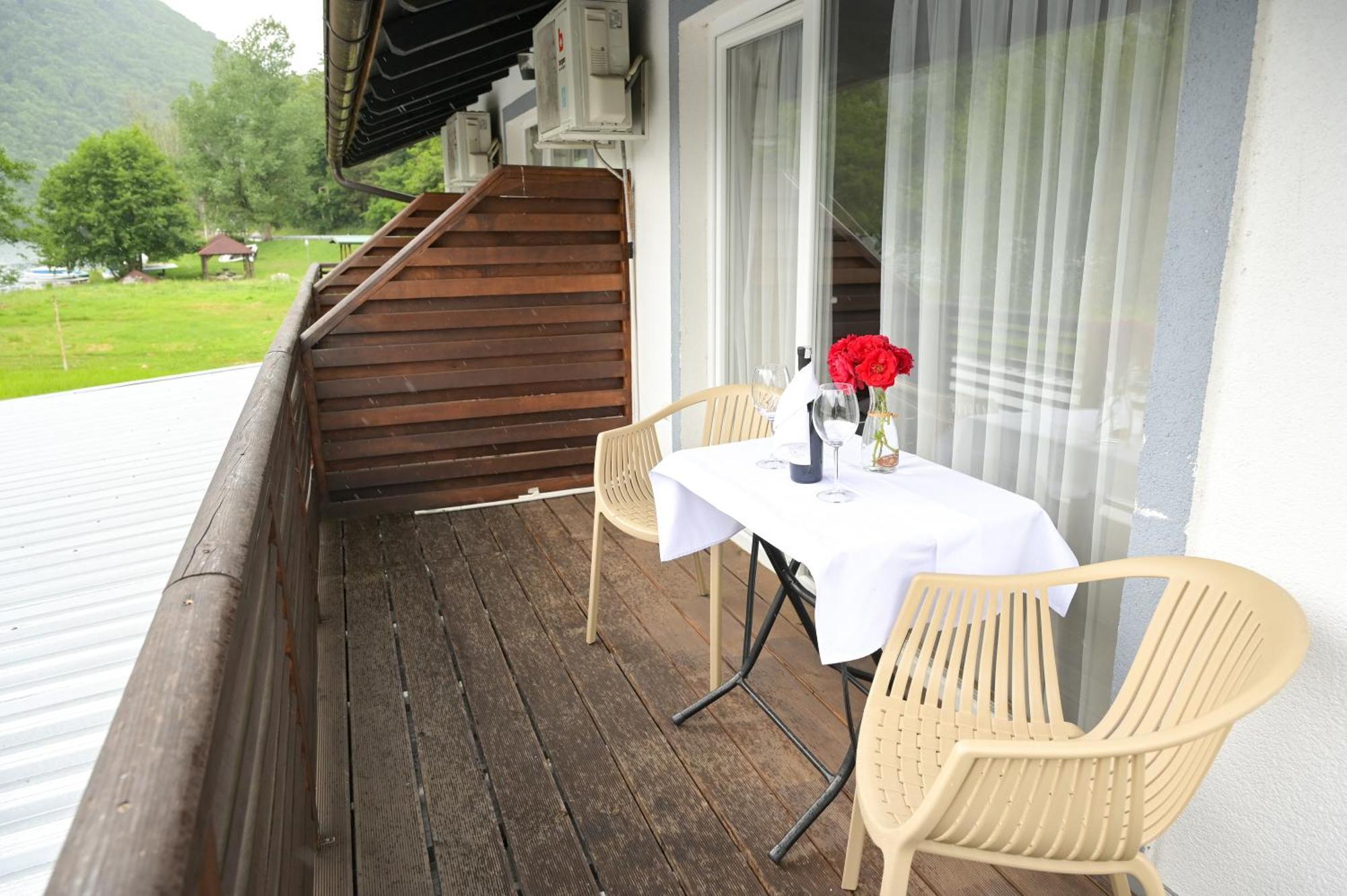 Motel Plaza Jajce Ngoại thất bức ảnh