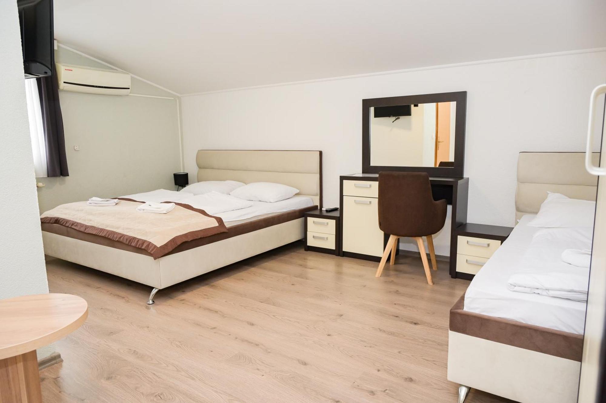 Motel Plaza Jajce Ngoại thất bức ảnh